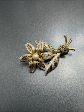Vintage Damascene Floral Brooch #6DA